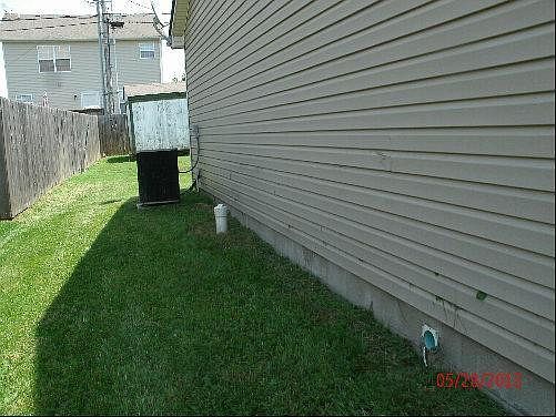 3rd image of 1045 Pinoak Dr #1047