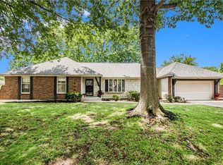 9506 Olmstead Rd, Kansas City, MO 64134