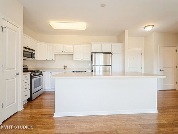 2nd image of 2220 Founders Dr APT 315