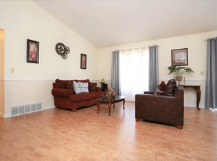 14639 Harrington Pl, Apple Valley, MN 55124