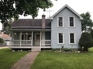 6 Park St, Oxford, MI 48371