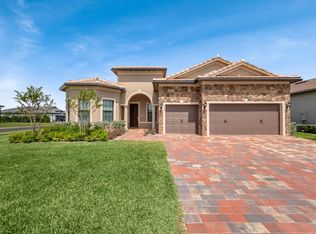 8409 Vaulting Dr, Lake Worth, FL 33467