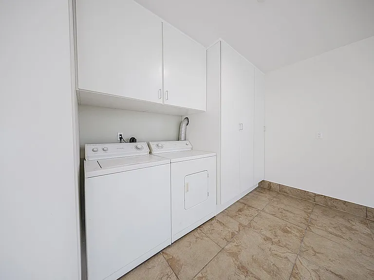 2954 Hermosa Ave #A — Photo 9
