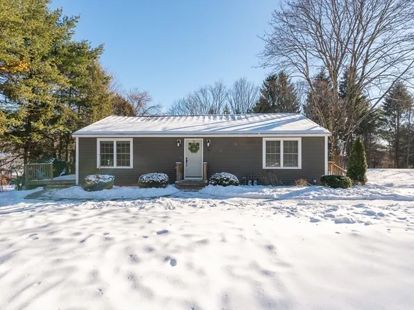 39 Hollis St Unit A, Pepperell, MA 01463