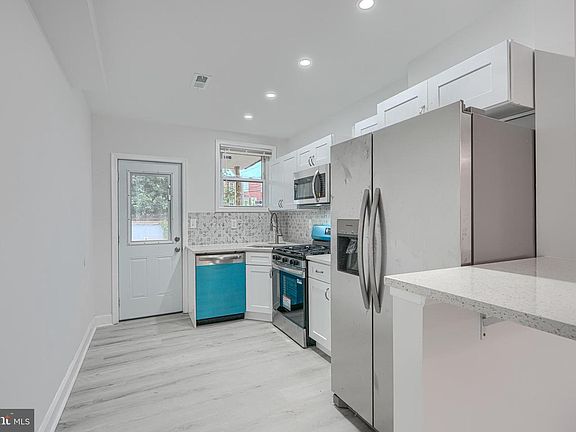 4th image of 3711 Cranston Ave