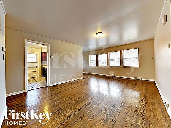 3rd image of 15115 Hastings Dr
