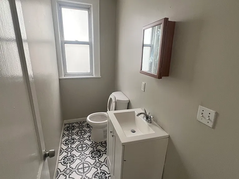 203 Renner Ave #1A — Photo 6