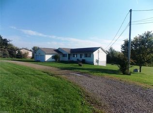 9472 Middlebranch Ave NE, Hartville, OH 44721