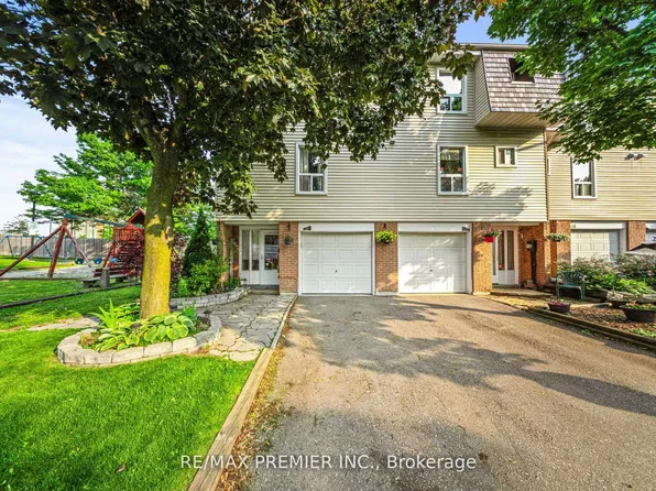 120 Ellerslie Rd, Brampton, ON L6T 4C3
