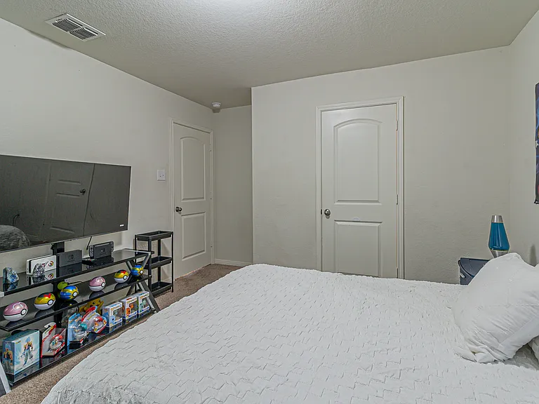 2831 Lavender Mdw — Photo 16