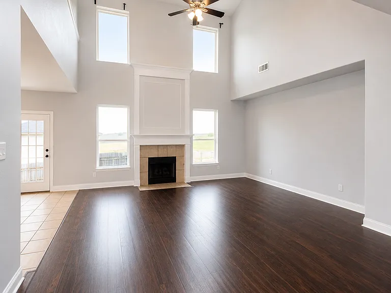3500 Delaney Dr — Photo 5