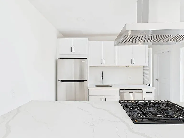 Thompson Luxury Residences — Photo 26