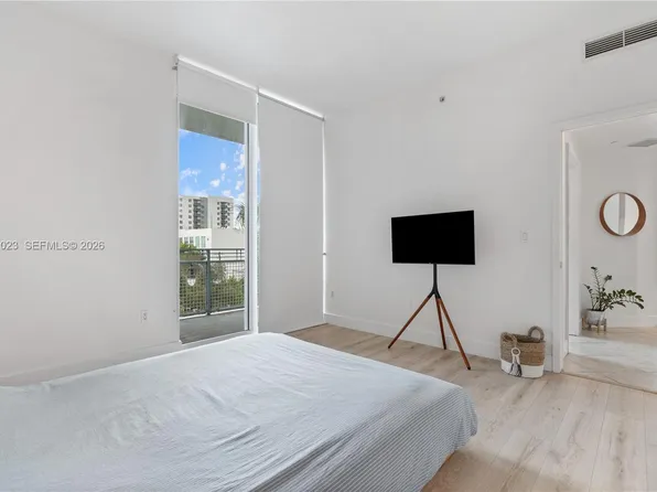 350 NE 24th St APT 406, Miami, FL 33137