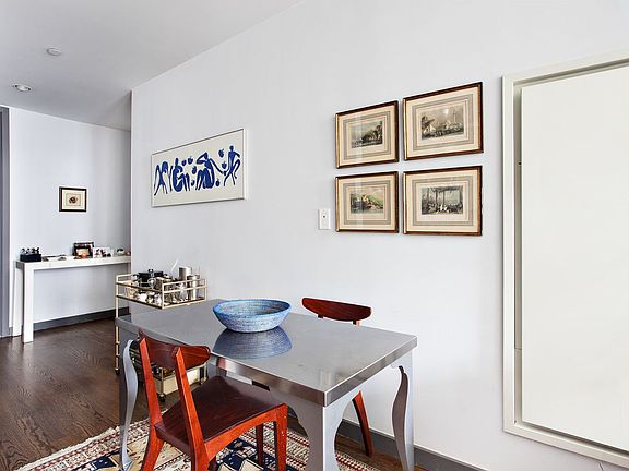 4th image of 133 W 22nd St APT 5A