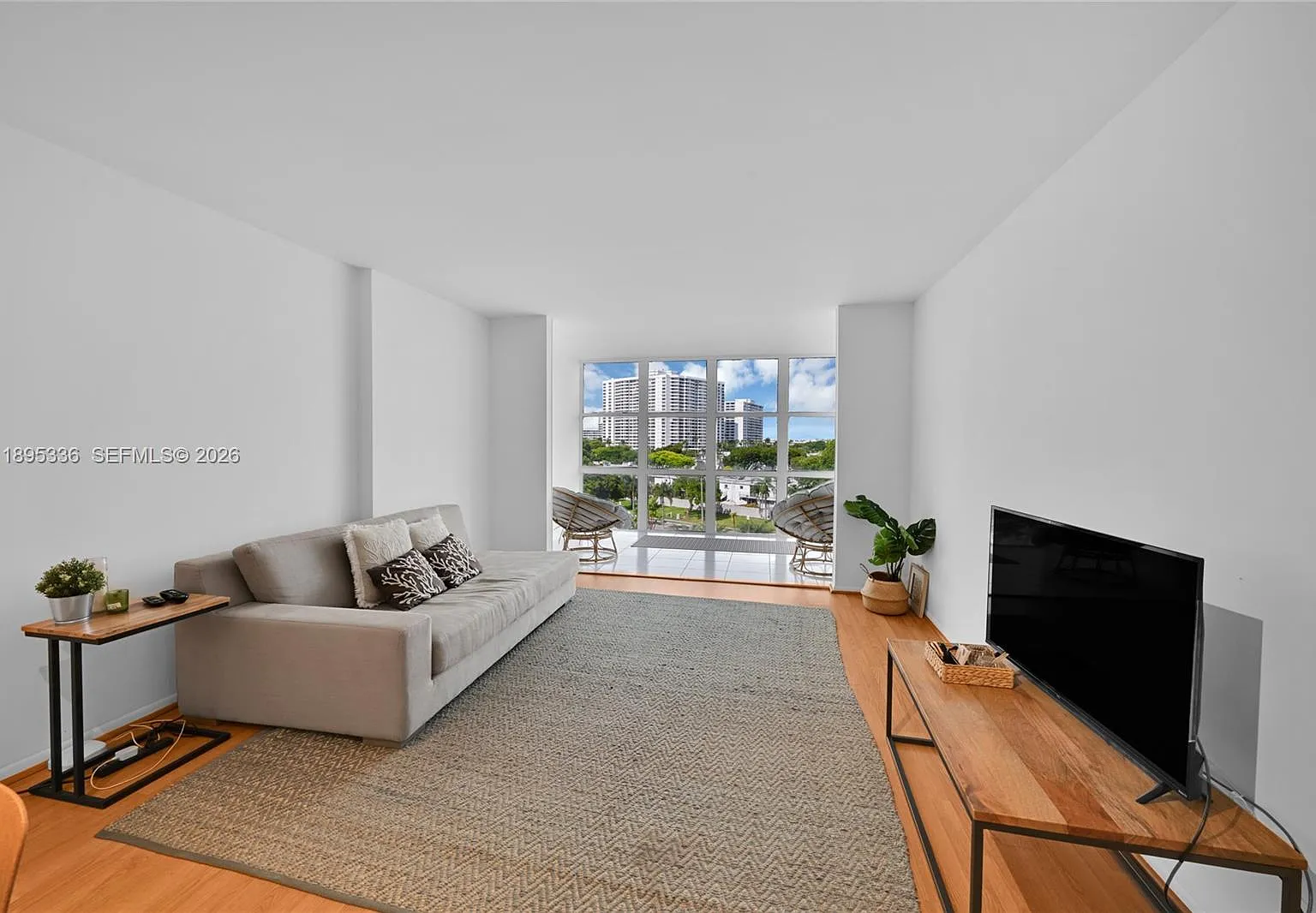 Oceanview Park Condo — Photo 2
