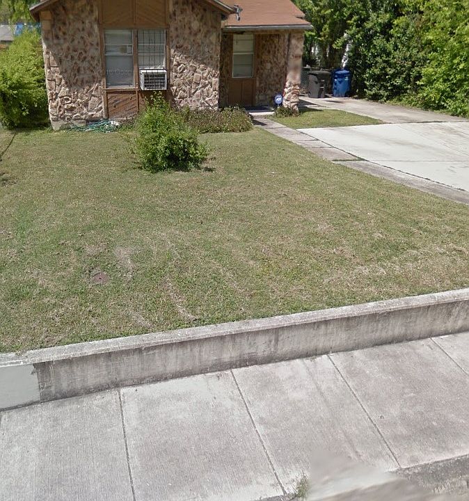 1st image of 203 Rollins Ave