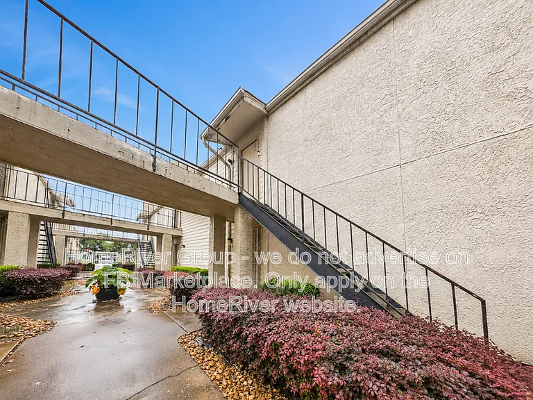 10075 Westpark Dr #9 — Photo 10