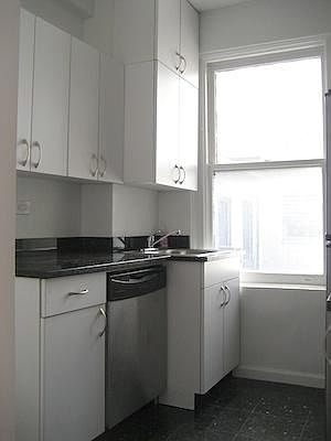 2nd image of 156 E 37th St #***1a