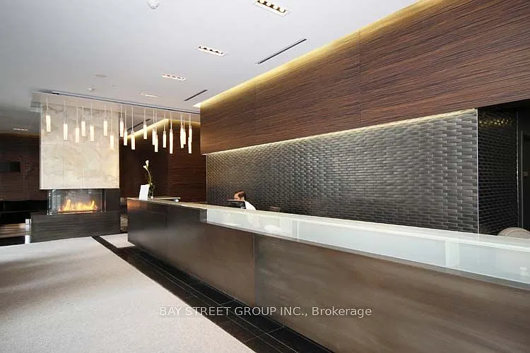 1 bed, $2,350 — Photo 3