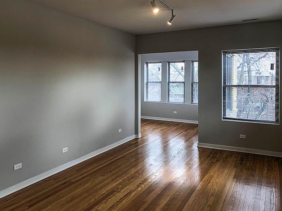 3rd image of 4814 N Monticello Ave APT 3