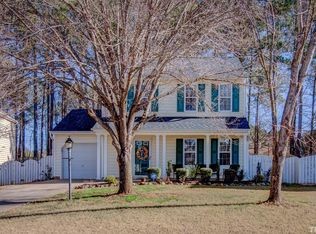 204 Sunshine Crest Ct, Apex, NC 27539