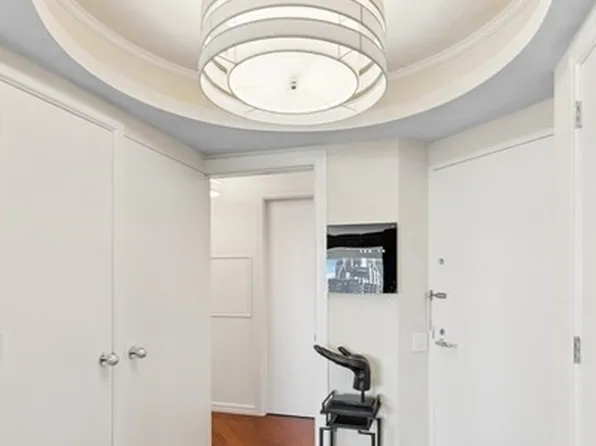 150 West 56th Street 3607 image 2 of 6