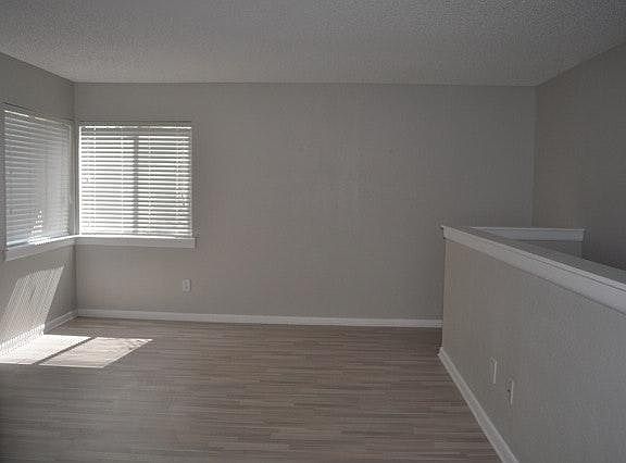 5th image of 100 Fairway Park Blvd Unit 908