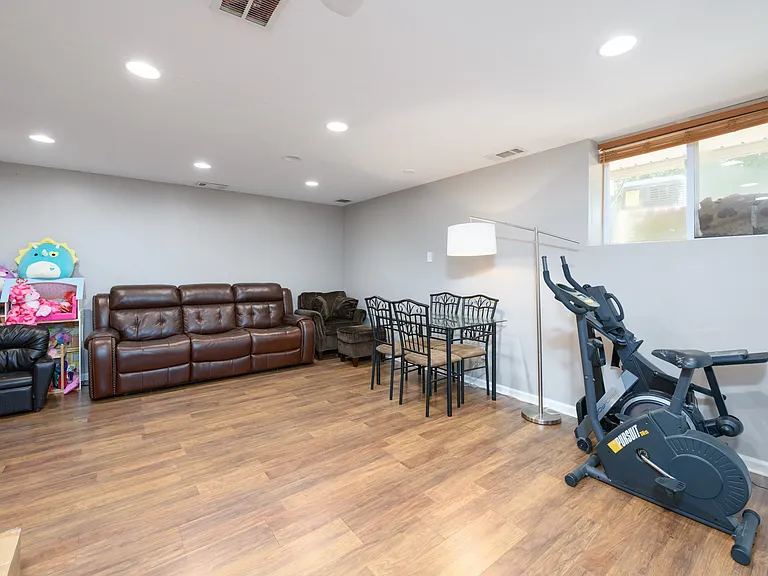 97 Heron Ct — Photo 14