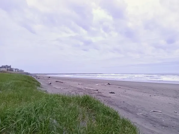 1335 Ocean Shores Blvd SW #21, Ocean Shores, WA 98569