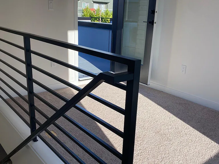 5240 Brooklyn Ave NE #C — Photo 15