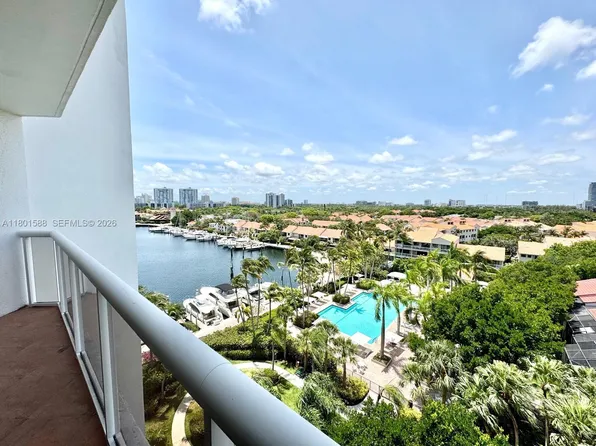 3610 Yacht Club Dr APT 810, Aventura, FL 33180