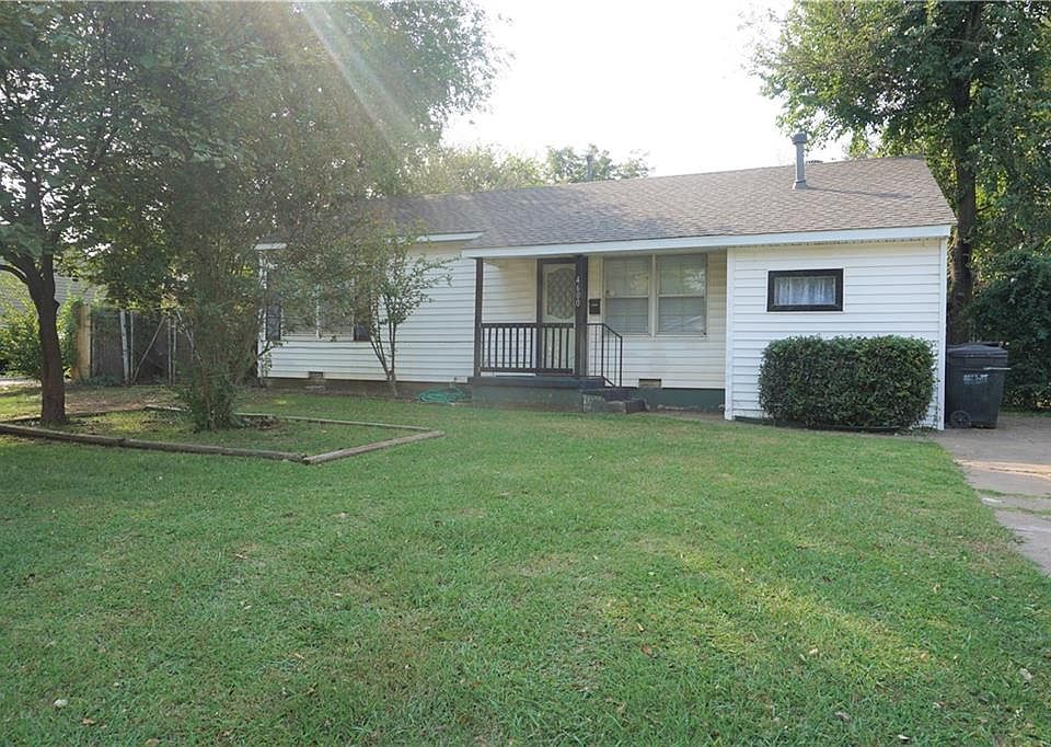 1st image of 4600 SE 26th St