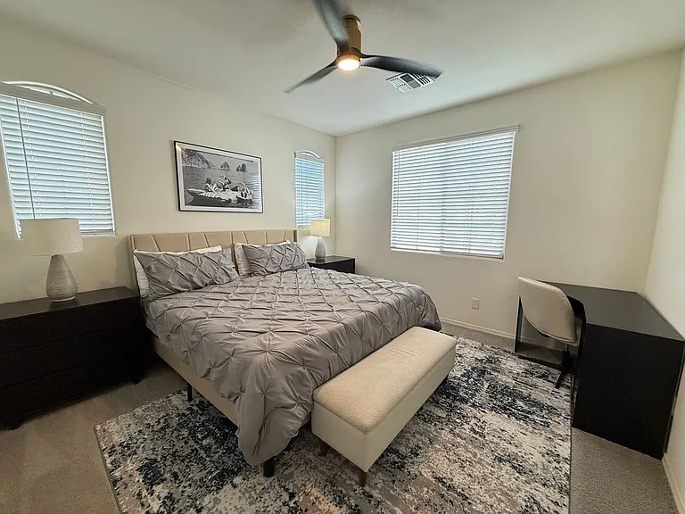2658 S Harmony Ave — Photo 10