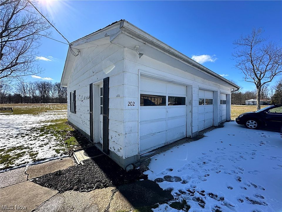 202 W Beech St Jefferson OH Zillow