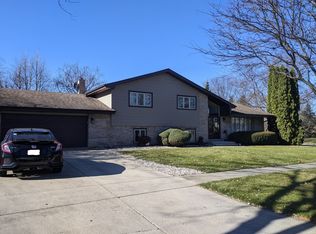 14540 S Golden Oak Dr, Homer Glen, IL