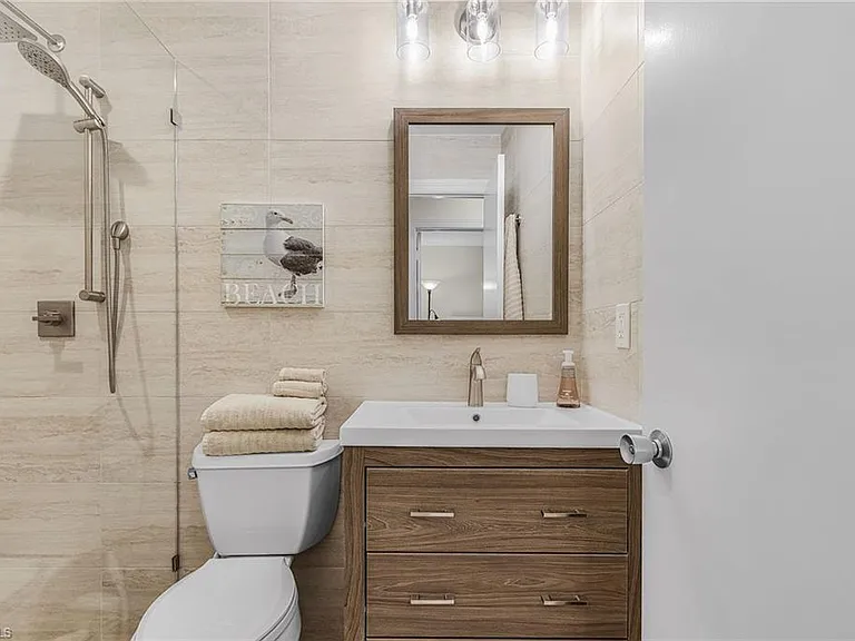 4126 Belair Ln #C4 — Photo 3