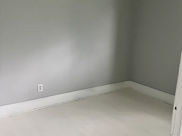 101 Elizabeth St #1 — Photo 4