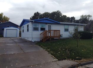 301 E Scotty Philip Ave, Fort Pierre, SD 57532
