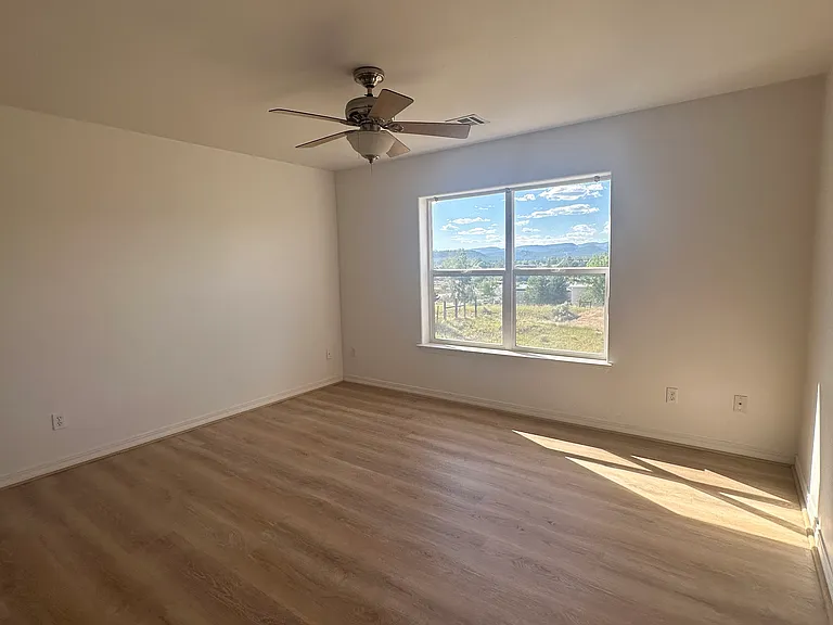 109 Cinnamon Dr #4 — Photo 13