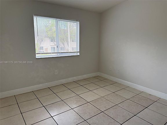 5th image of 2920 SE 13th Rd #20145