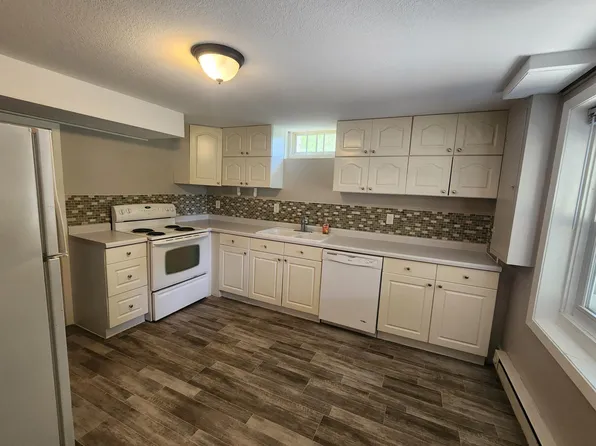 643 Summit Ave, Saint Paul Park, MN 55071