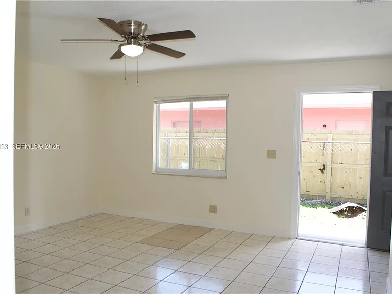 701 SW 15th Ave #1 — Photo 2