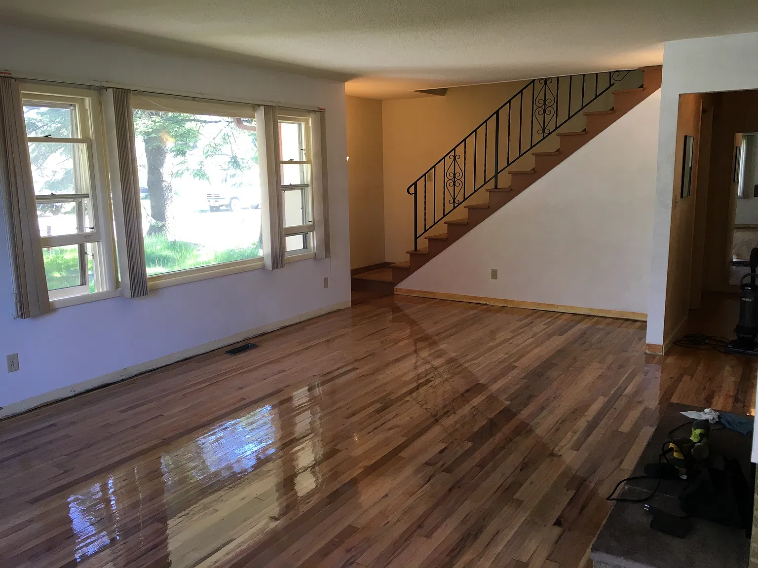 929 W Lake St — Photo 3