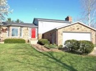 7005 Moss Creek Ct, Evansville, IN 47720