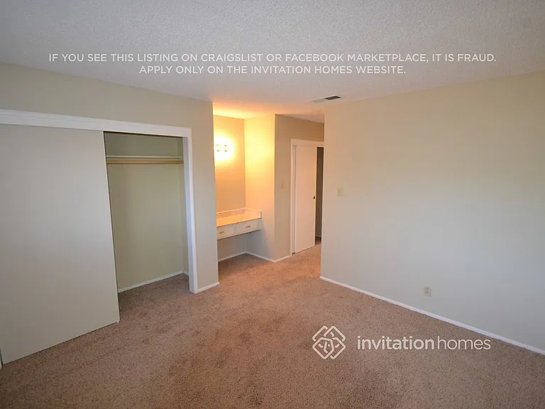 10601 Viani Way — Photo 5