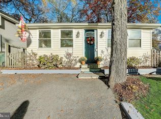 1723 Fairhill Dr, Edgewater, MD 21037