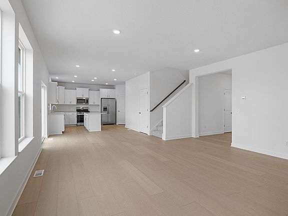 5th image of 137 Ridgeview Ln