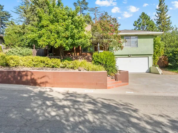 1258 Ridgeway Dr, Sacramento, CA 95822