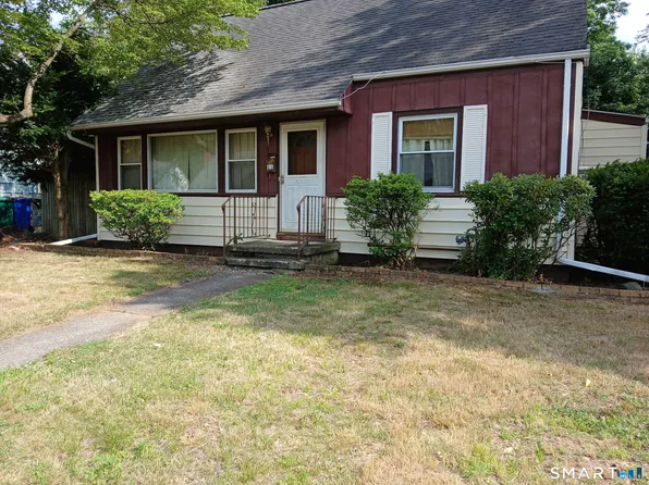 11 Cardinal Place, Stratford, CT 06614