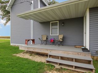 5024 S Pecatonica Rd, Winnebago, IL 61088